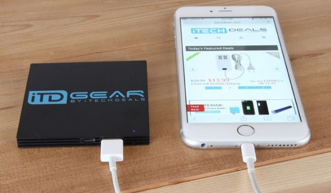 iTD Gear 2600mAh Power Bank with LED Power Indicator in Black